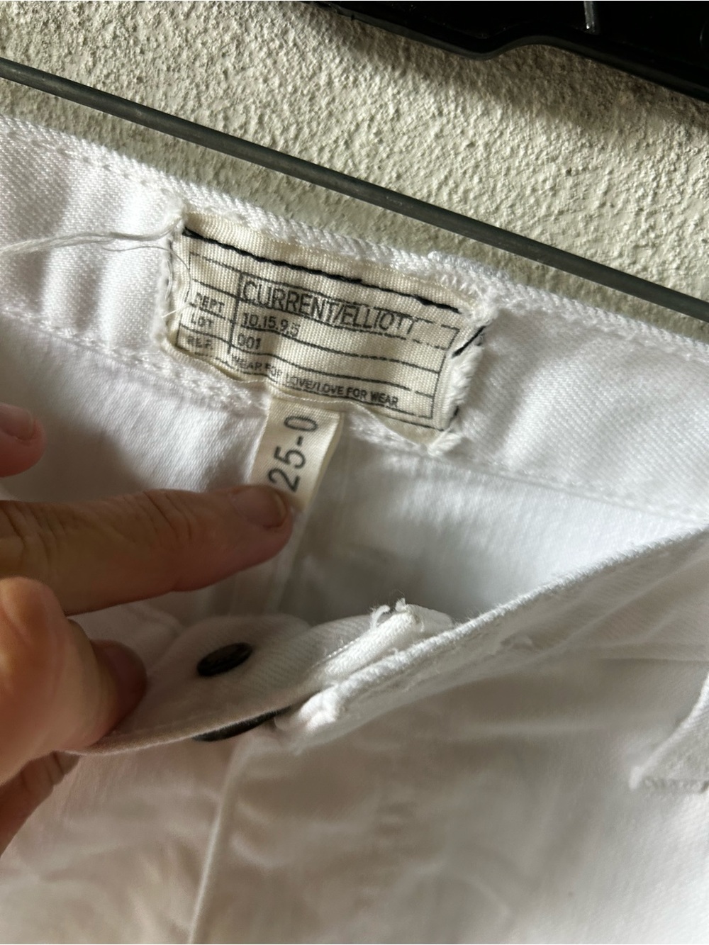Current/Elliot shorts - Picture 2 of 3